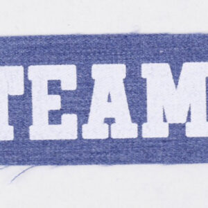 LE-3205 címke vas.ható-TEAM (farmeres hosszúkás)