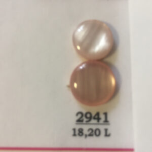 2941/20 Betti divatgomb 20L ecrü